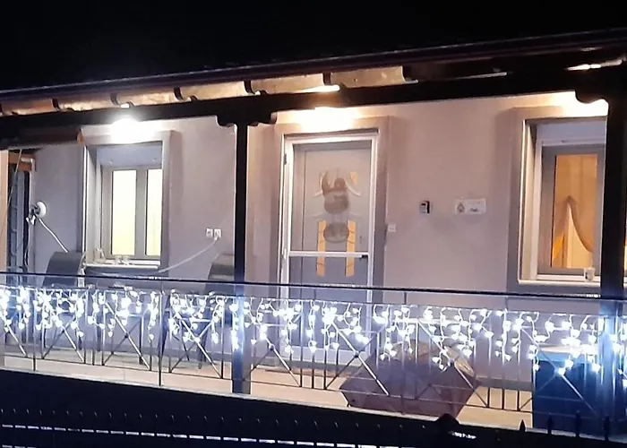 Alex House * Gorgogiri